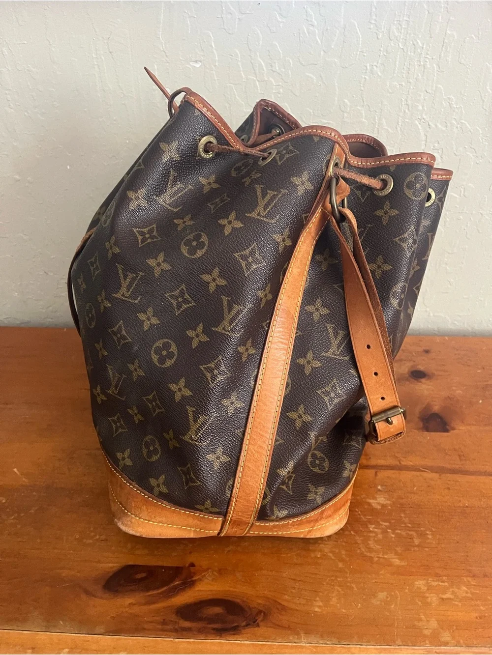 Vintage 80’s Louis Vuitton noe bucket bag